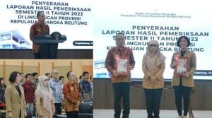 Penyerahan Hasil Pemeriksaan BPK Semester II Kepada Algafry Rahman Bupati Bangka Tengah