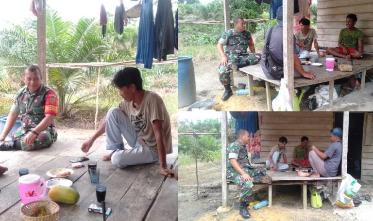 Musim Penghujan, Babinsa Lampur Anggota Koramil 413-08/Sungai Selan Komsos Waspada Bencana Banjir dan Tanah Longsor