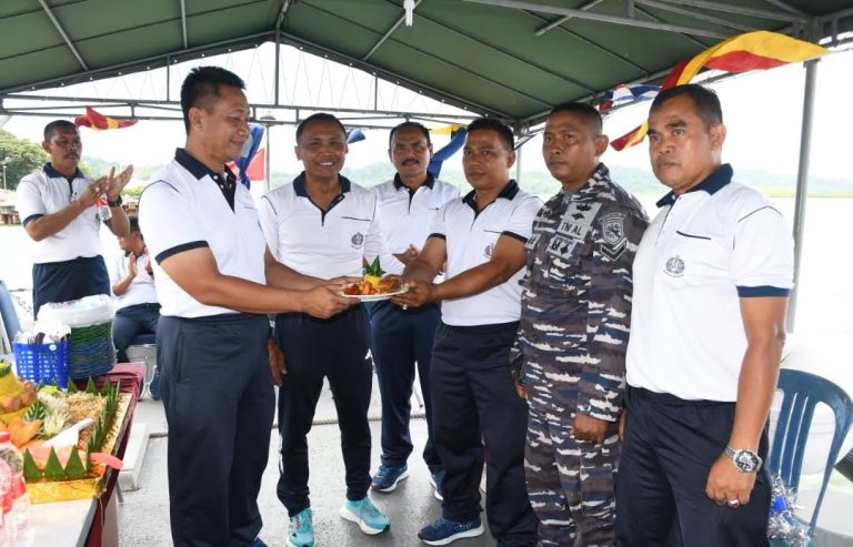Pangkalan TNI AL (Lanal) Cilacap Menambah Kekuatan Rigid Bouyancy Boat