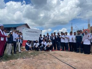 Kolaborasi 23 BUMN, PLN Batam Hadirkan Keberlanjutan Energi Listrik dan Air Bersih di Pondok Pesantren Al-Gontory