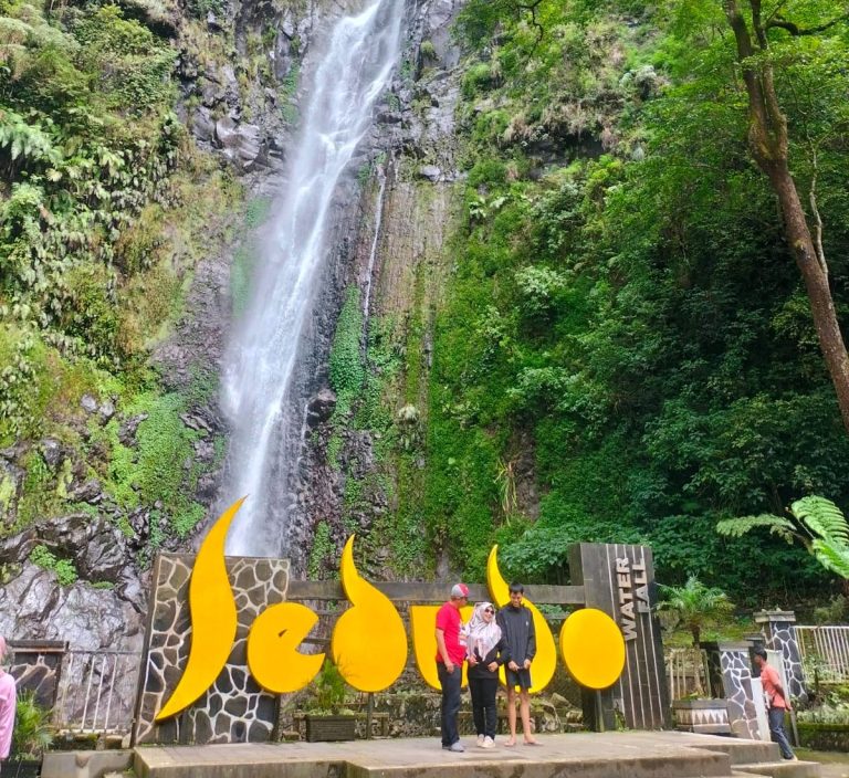 Wisata Alam Air Terjun Sedudo, Surga Tersembunyi di Lereng Gunung Wilis
