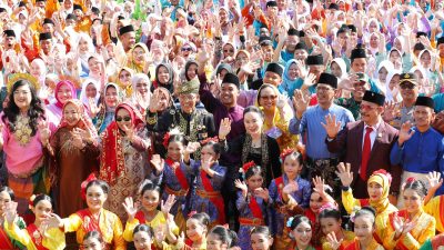 Pemko Batam Imbau Penggunaan Baju Kurung Melayu, Semarakkan Hari Jadi Kepri